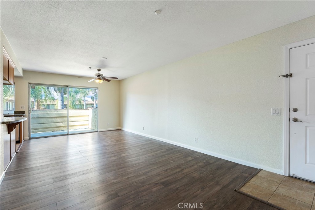 615 Fredricks 104