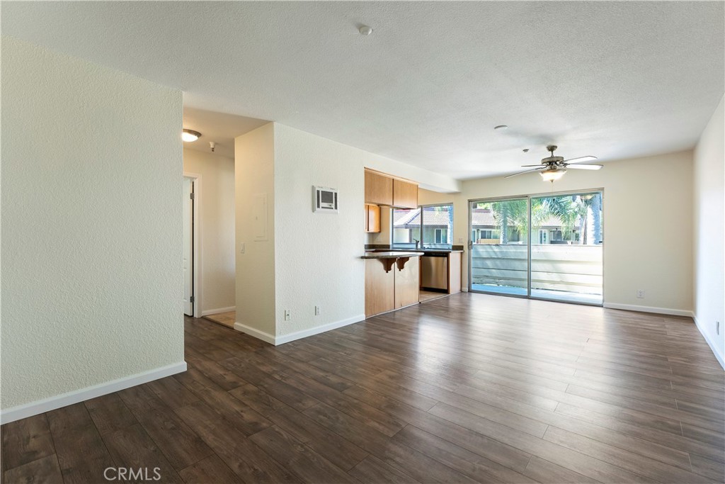 615 Fredricks 104