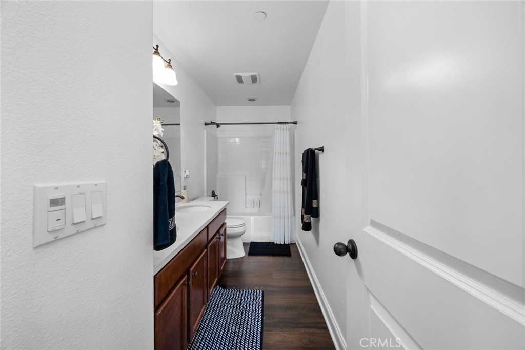 SYCAMORE HILLS - Residential Lease
