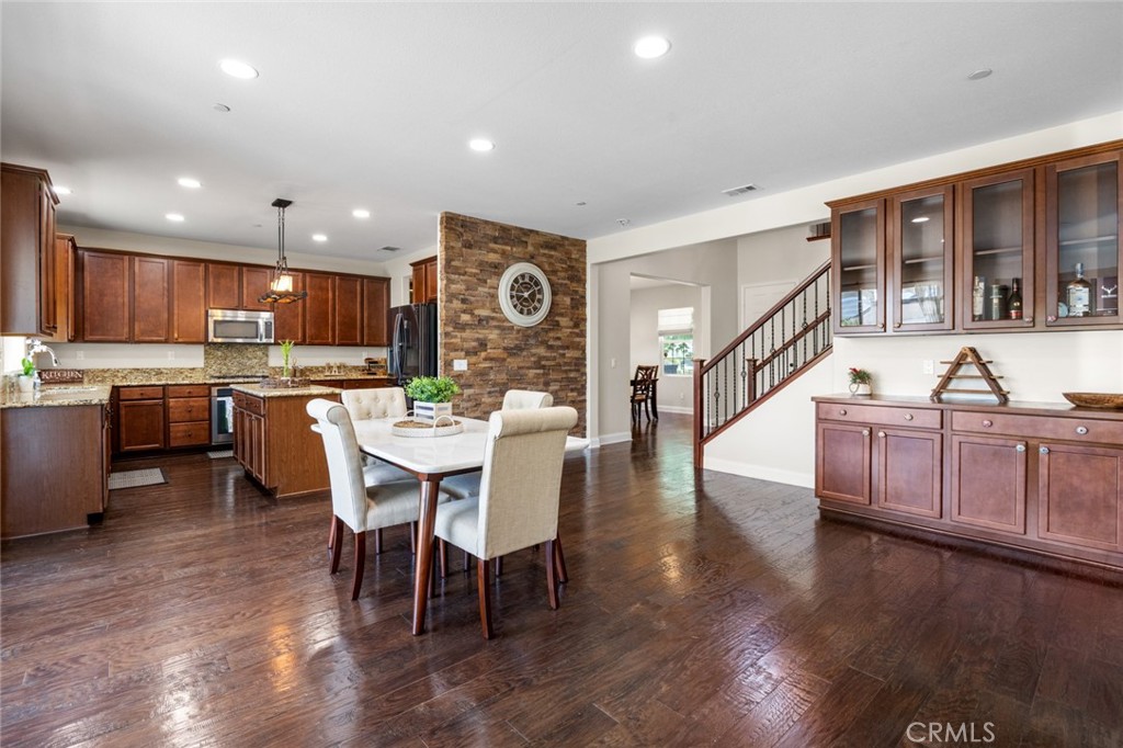 SYCAMORE HILLS - Residential Lease