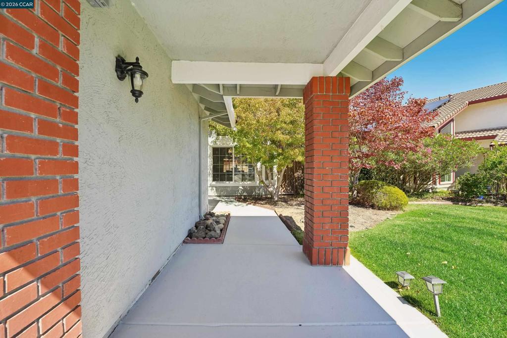 4860 Reno Ln