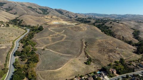 2000 Scott Creek Road Milpitas CA 95035