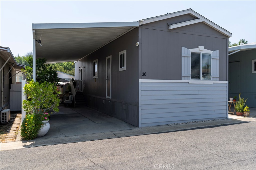 3825 Valley Boulevard 30
