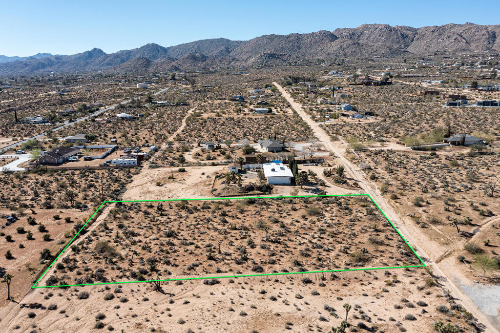 102 Saddleback Road