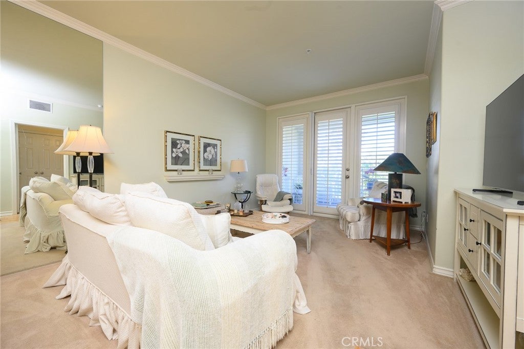 2243 Martin 211, Irvine CA 92612 - Photo 9