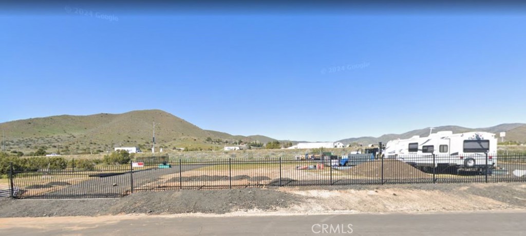 Rare opportunity for freeway frontage, flat land in Acton. Southwest of Antelope Woods Road and Crown Valley
Road, near all community services. Access off of Antelope Woods Road per County. County Water in Crown Valley Road. Zoning currently A-1-1 (Light Agricultural – One Acre Minimum Required Lot Area), but adjacent to commercial (C-RU). Land Use Designation is RL1 (Rural Land 1 – One Dwelling Unit per Acre).