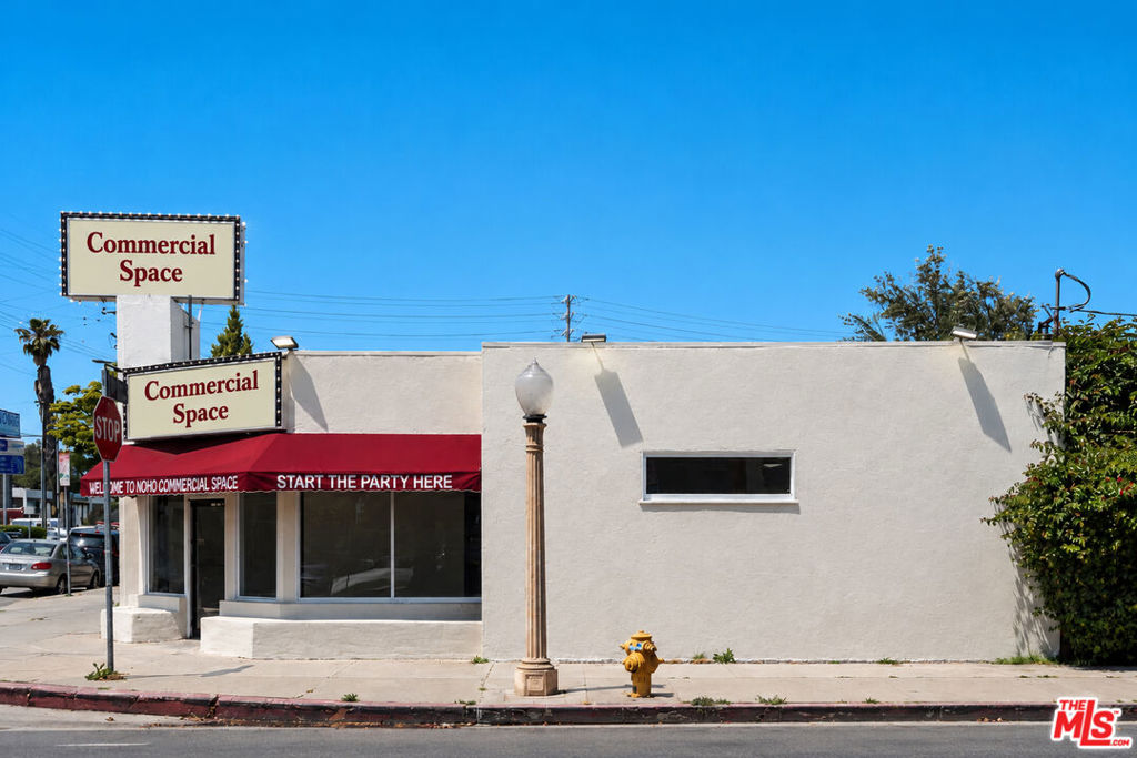 12035 Magnolia Boulevard