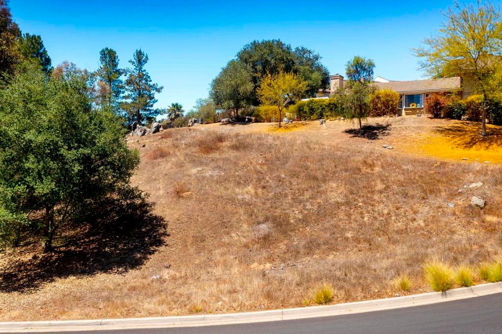 10021 Sage Hill Way