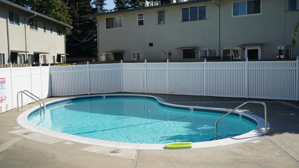 406 Craven Court