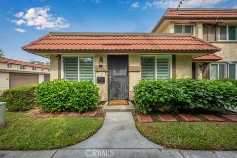 2697 W Parkside Lane Anaheim CA 92801