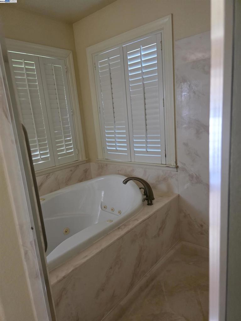 GLENMOOR - Residential