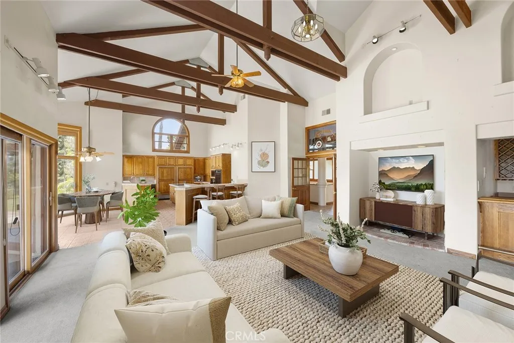 Anaheim Hills, California 92808, United States, 5 Bedrooms Bedrooms, ,4 BathroomsBathrooms,Residential,Active,151219