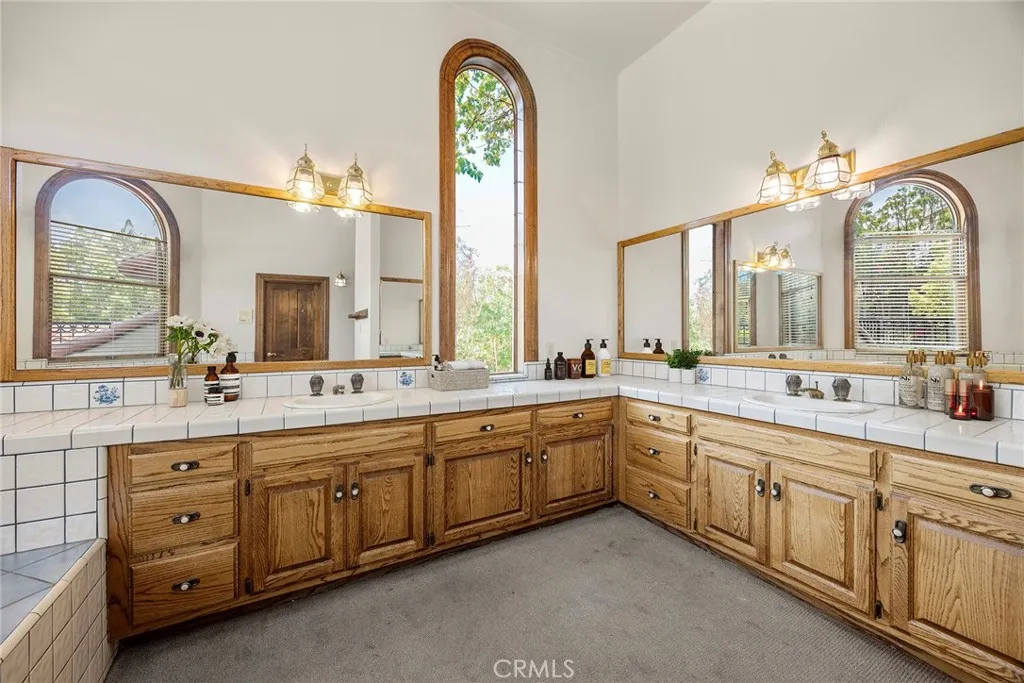 Anaheim Hills, California 92808, United States, 5 Bedrooms Bedrooms, ,4 BathroomsBathrooms,Residential,Active,151219