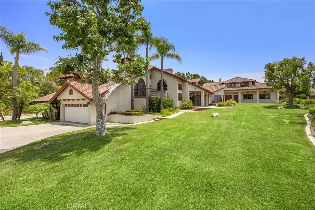 Anaheim Hills, California 92808, United States, 5 Bedrooms Bedrooms, ,4 BathroomsBathrooms,Residential,Active,151219