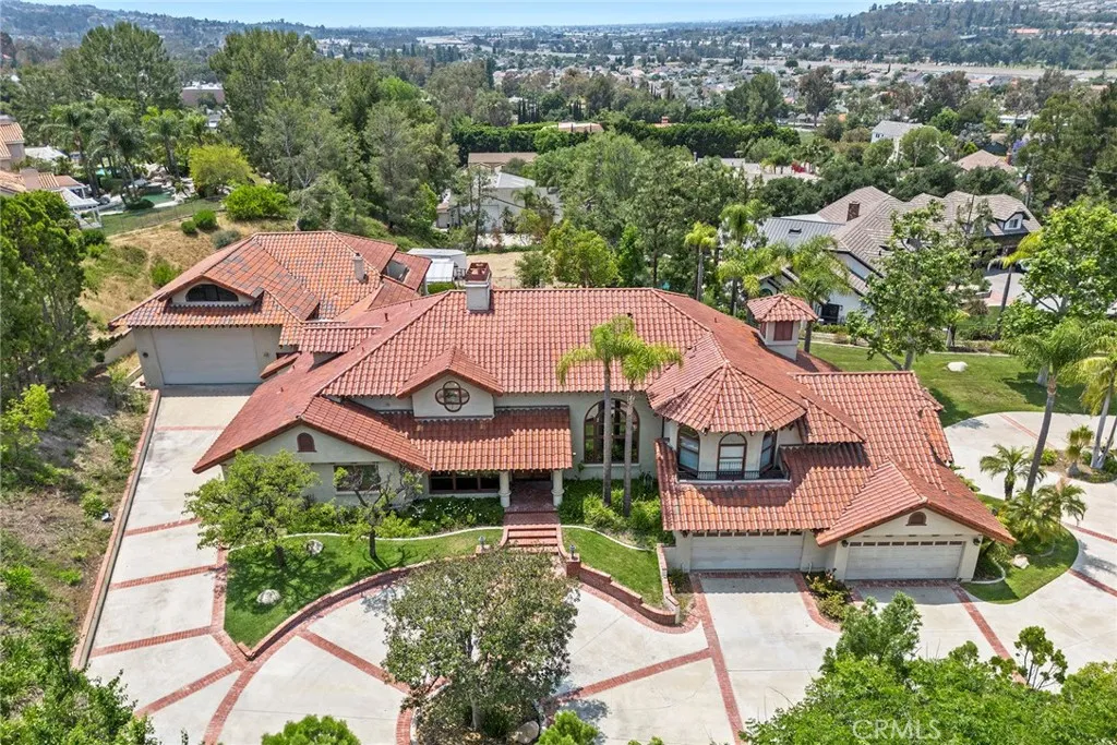 Anaheim Hills, California 92808, United States, 5 Bedrooms Bedrooms, ,4 BathroomsBathrooms,Residential,Active,151219