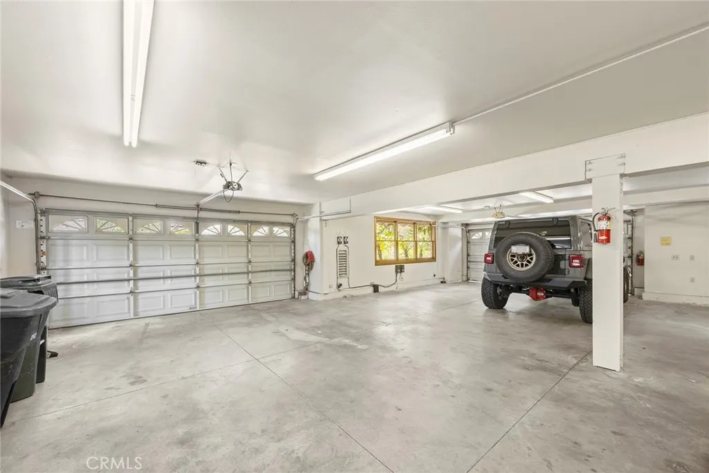 Anaheim Hills, California 92808, United States, 5 Bedrooms Bedrooms, ,4 BathroomsBathrooms,Residential,Active,151219