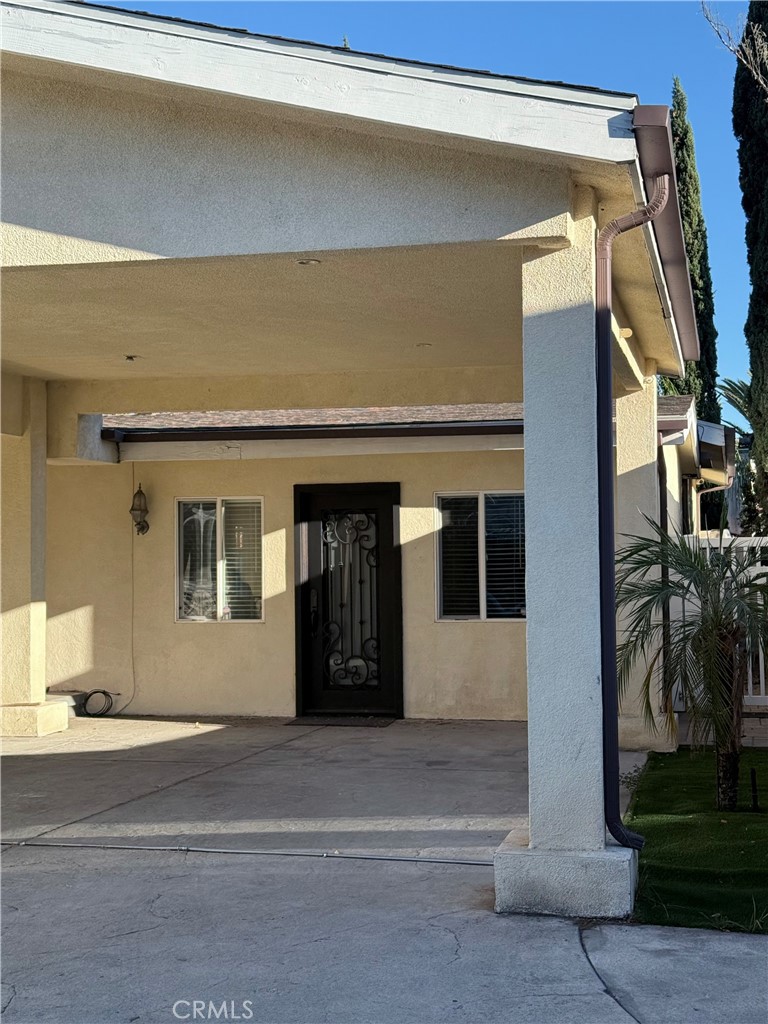 Welcome to this absolutely stunning 2 bed/1 bath home in Van Nuys! Located at the end of a quiet cul-de-sac, this gated property offers privacy and charm with a stamped concrete driveway and beautifully remodeled interior. The open floor plan features high ceilings, hardwood floors, handcrafted ceiling details, and a spacious living area. The kitchen is equipped with stainless steel appliances, granite countertops. With spacious bedrooms, a modern bath, and a private outdoor space perfect for relaxing or entertaining, this home is move-in ready and an incredible find with all utilities included in the rent.