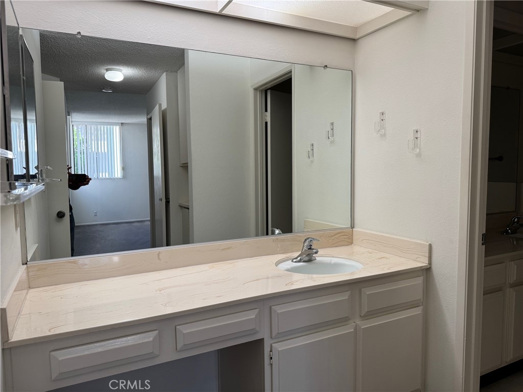 Not Applicable-105 - Residential Lease