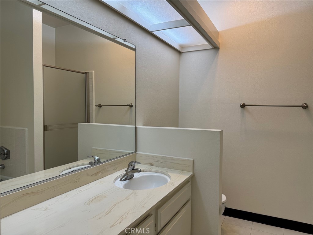 Not Applicable-105 - Residential Lease