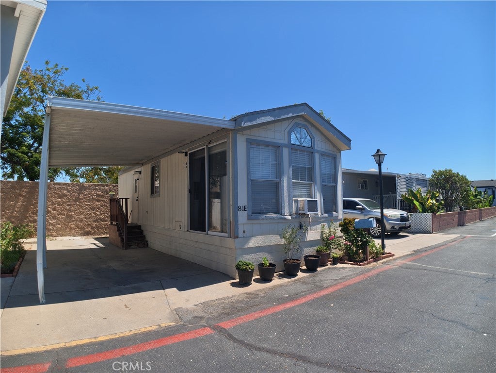 1850 W Orangethorpe 81E