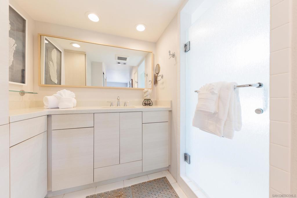 La Jolla - Residential Lease