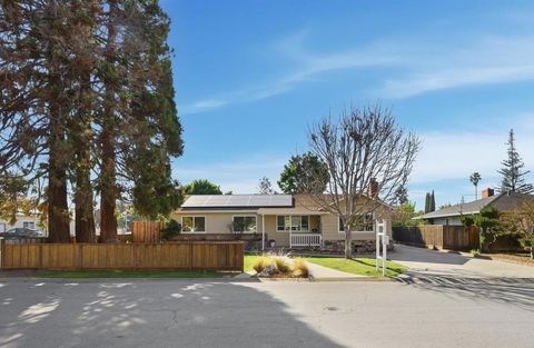 Photo of 3170 Acorn Way, San Jose, CA 95117 (MLS # ML82034091)