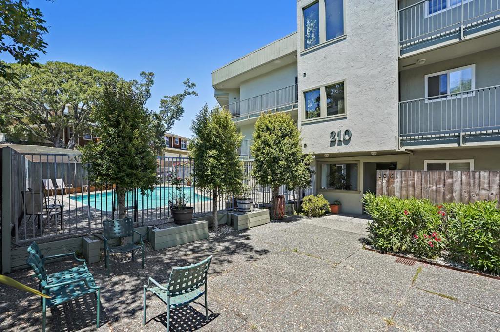 210 Lower Via Casitas