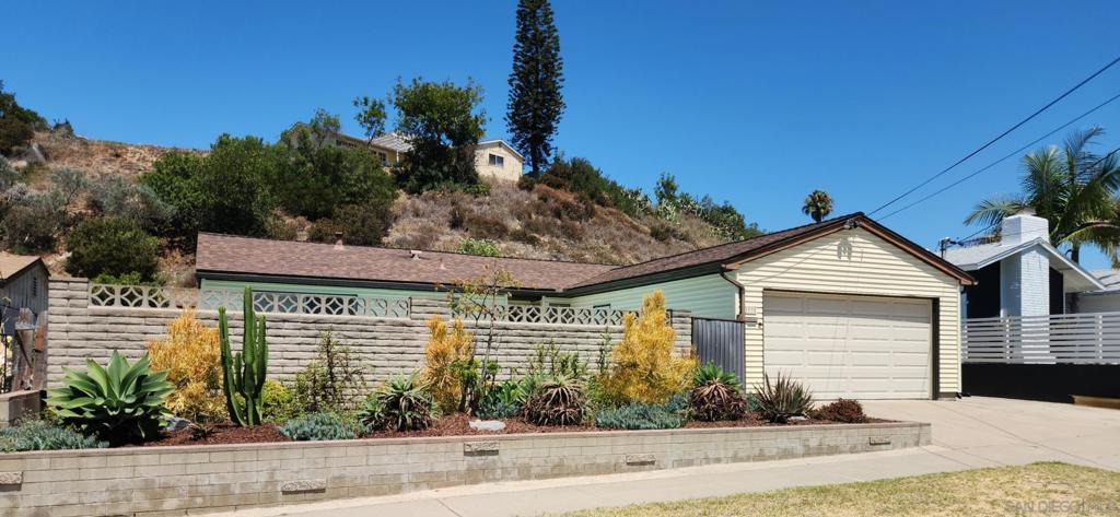 Charming single family home in the Highly Desirable Clairemont Neighborhood. This home offers 3 spacious bedrooms, 2 bathrooms with separate Living Room, Family Room and Recreation Room for your enjoyment. Front and back yards have low maintenance plants and shrubs. Enjoy the front yard pool on those warm and sunny days or the covered patio to just relax. Home is move in ready but could use some updating to make it your own.