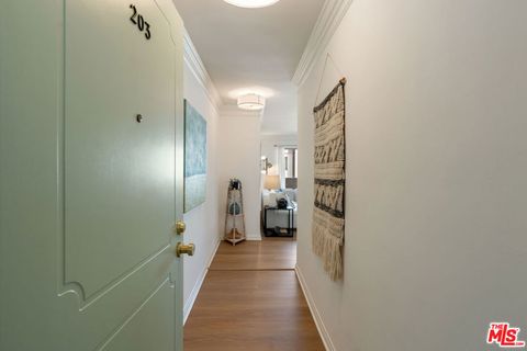 Photo of 1021 12th Street #203, Santa Monica, CA 90403 (MLS # 26746955)