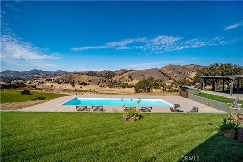 Tiny photo for 8680 Alamo Creek Rd, Santa Maria, CA 93454 (MLS # SR26068324)