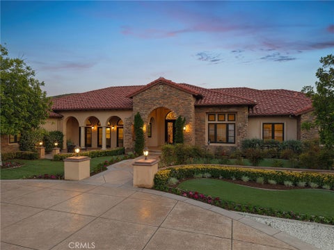 Photo of 10727 W Stallion Ranch Road, Shadow Hills, CA 91040 (MLS # SR26169795)
