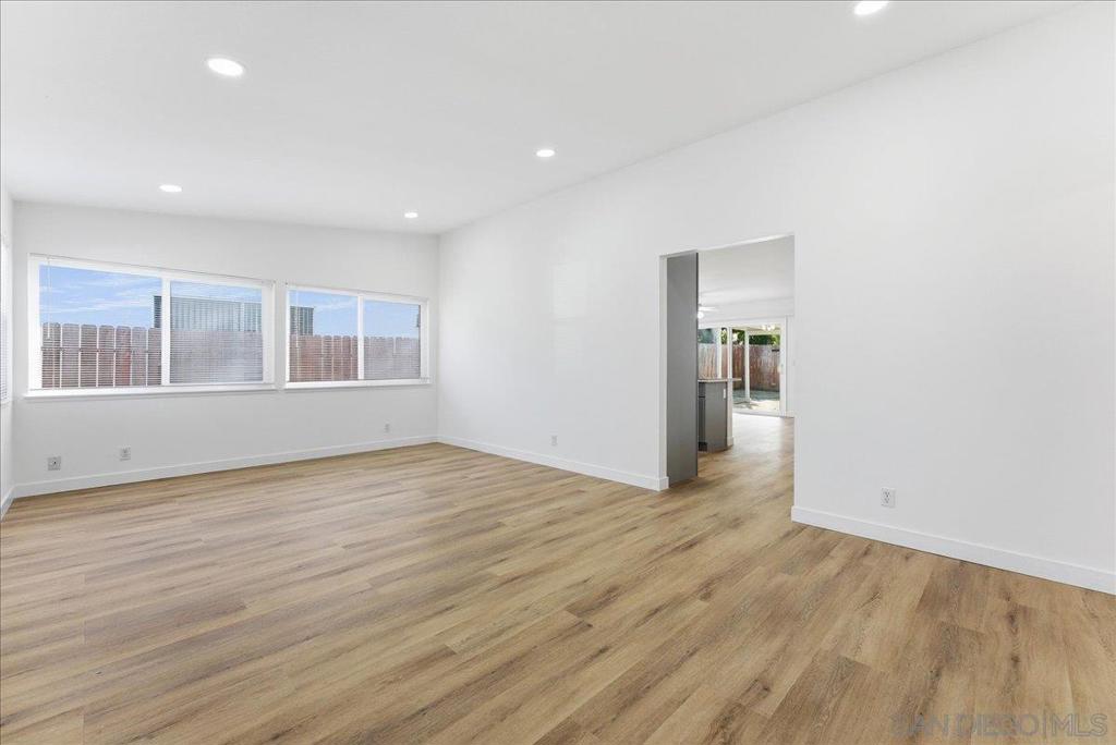 Mira Mesa - Residential Lease