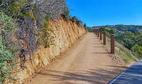 Photo of 25 Vuelta Grande, Temecula, CA 92590 (MLS # SW26225591)