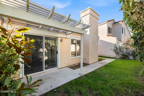 Tiny photo for 850 Vista Arriago, Camarillo, CA 93012 (MLS # 226004751)