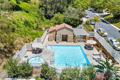 Tiny photo for 850 Vista Arriago, Camarillo, CA 93012 (MLS # 226004751)