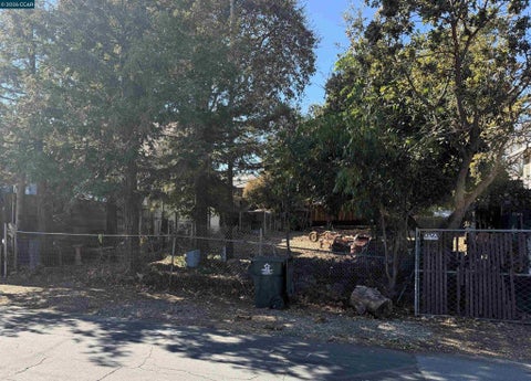 Photo of 1341 Veale Ave, Martinez, CA 94553 (MLS # 41151419)