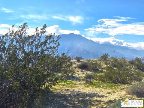 Tiny photo for 16620 El Segundo Way, Desert Hot Springs, CA 92241 (MLS # 26867711PS)