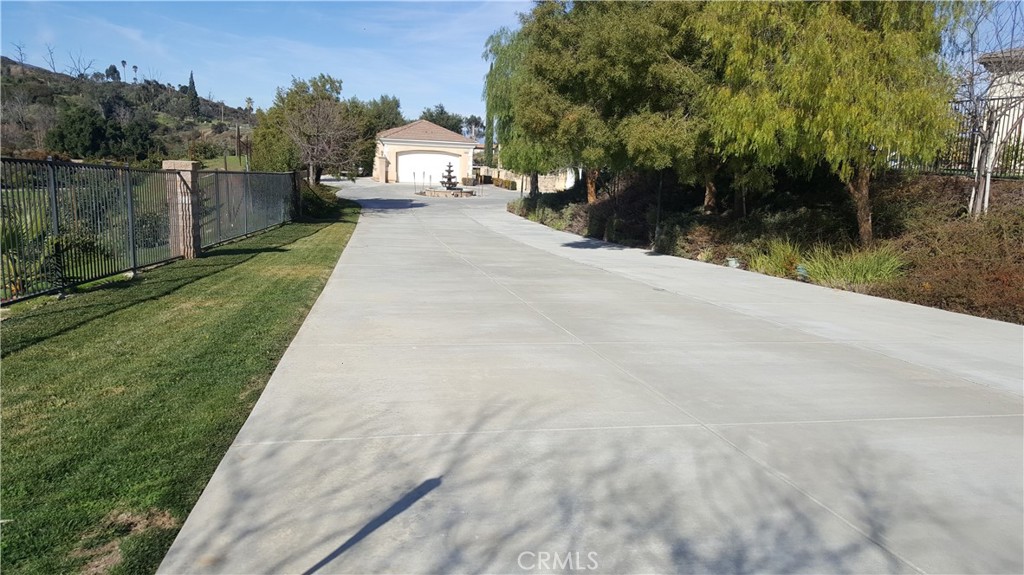 4007 Suzie Circle