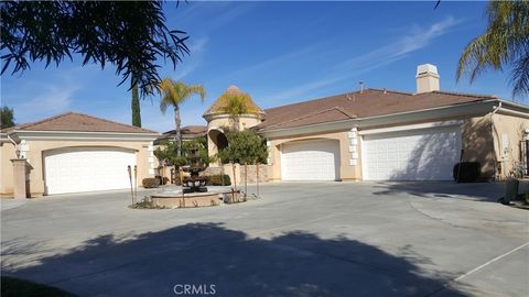 Photo of 4007 Suzie Circle, Corona, CA 92881 (MLS # IG26091938)