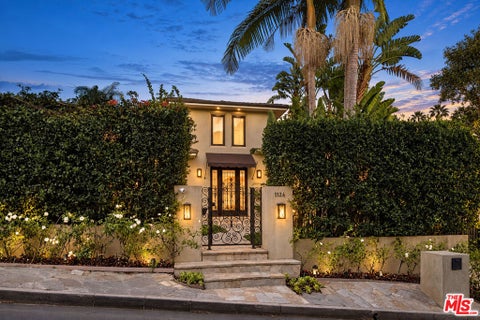 Photo of 1124 Sierra Alta Way, Los Angeles, CA 90069 (MLS # 26995265)