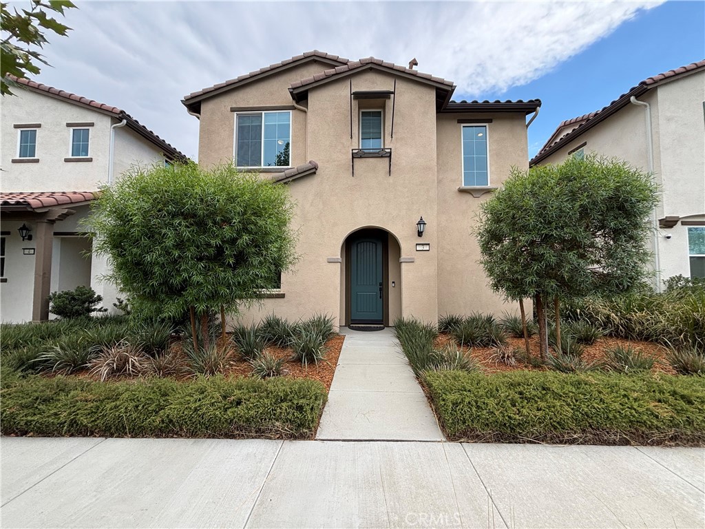 This newer condo offers 3 bedrooms and 3 bathrooms with 1,543 sq. ft. of living space. The main level features an open floor plan with a spacious living and dining area, modern kitchen with large island, and a front office space. A private patio backyard is perfect for outdoor enjoyment. Upstairs includes a laundry room, a generous primary suite with walk-in closet, and two additional bedrooms. Additional features include a detached 2-car garage. Conveniently located near the Loma Linda VA hospital and just minutes from Loma Linda University Medical Center.