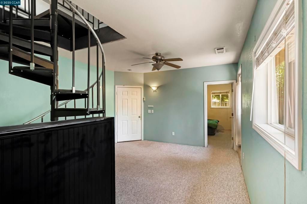 listing image 130726346512817550414