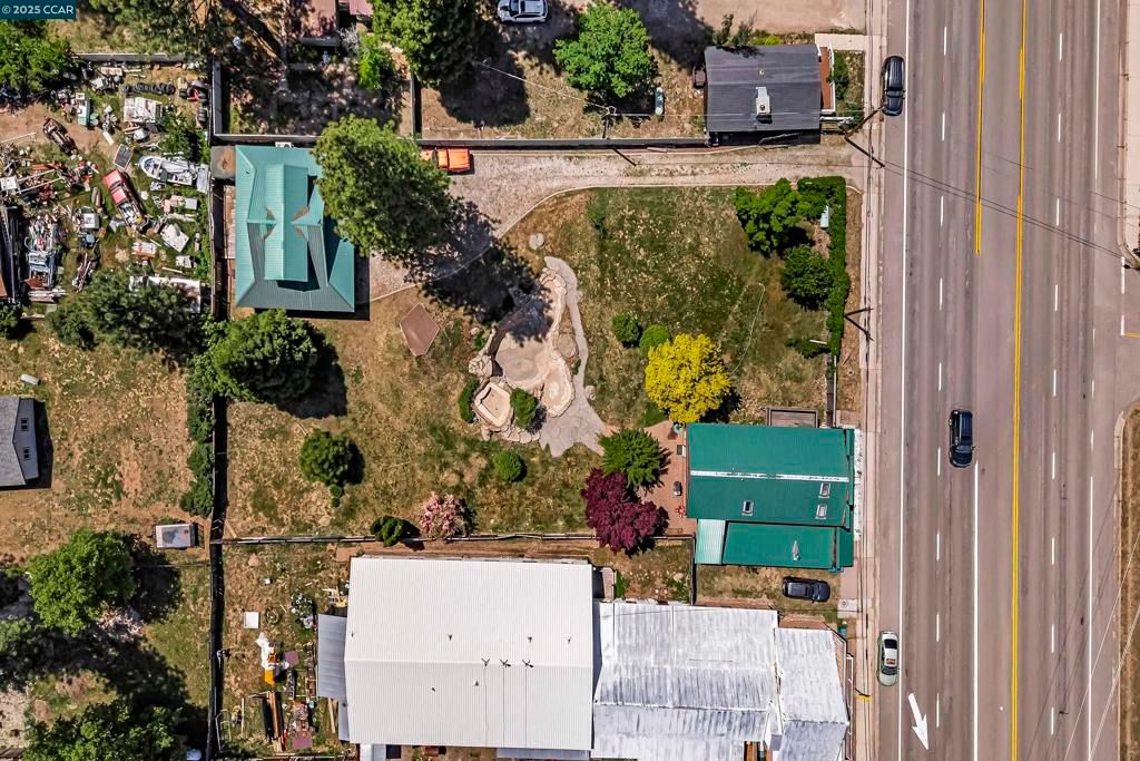 listing image 130722779506737708768