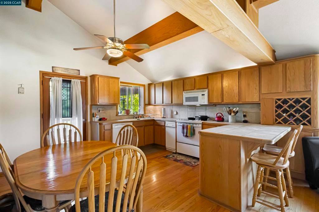 listing image 130727058118860492280