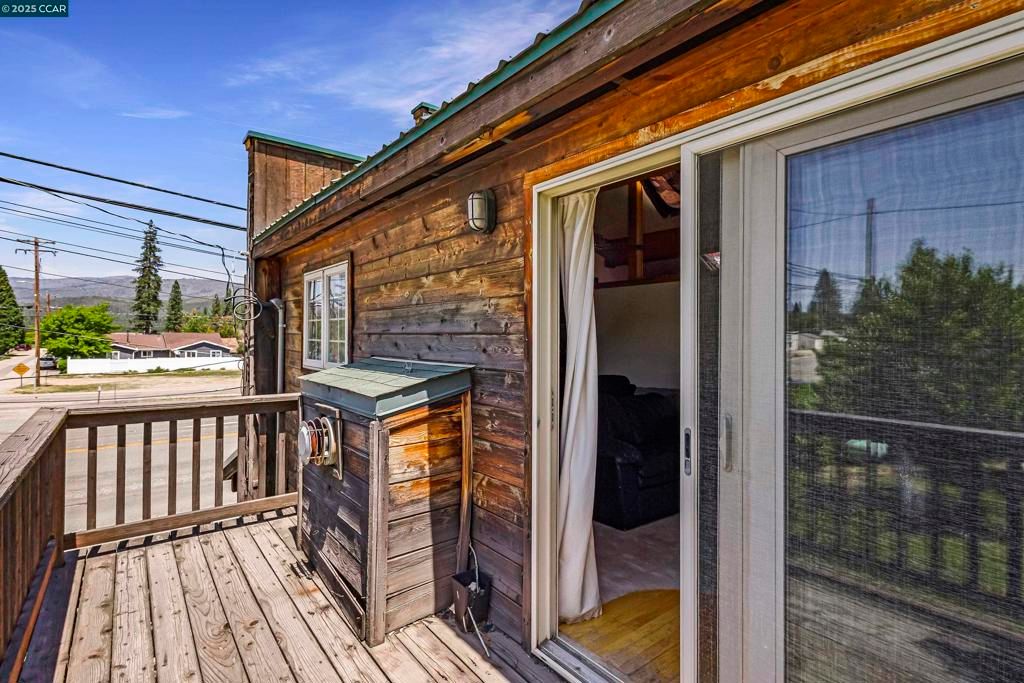 listing image 130726571787813976077