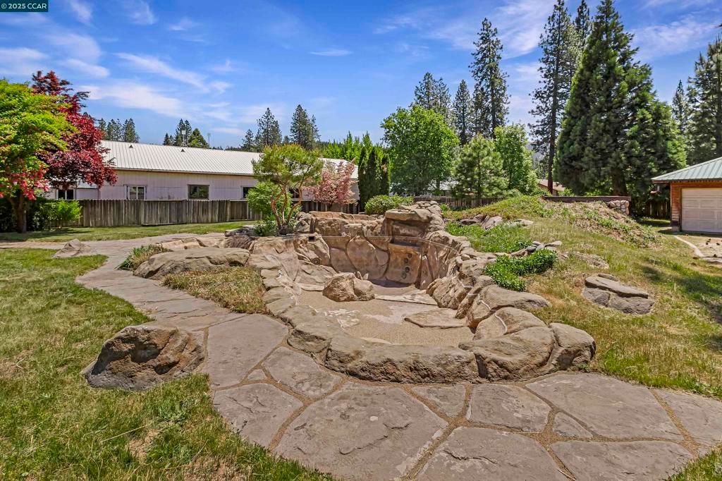listing image 130727700468700251148