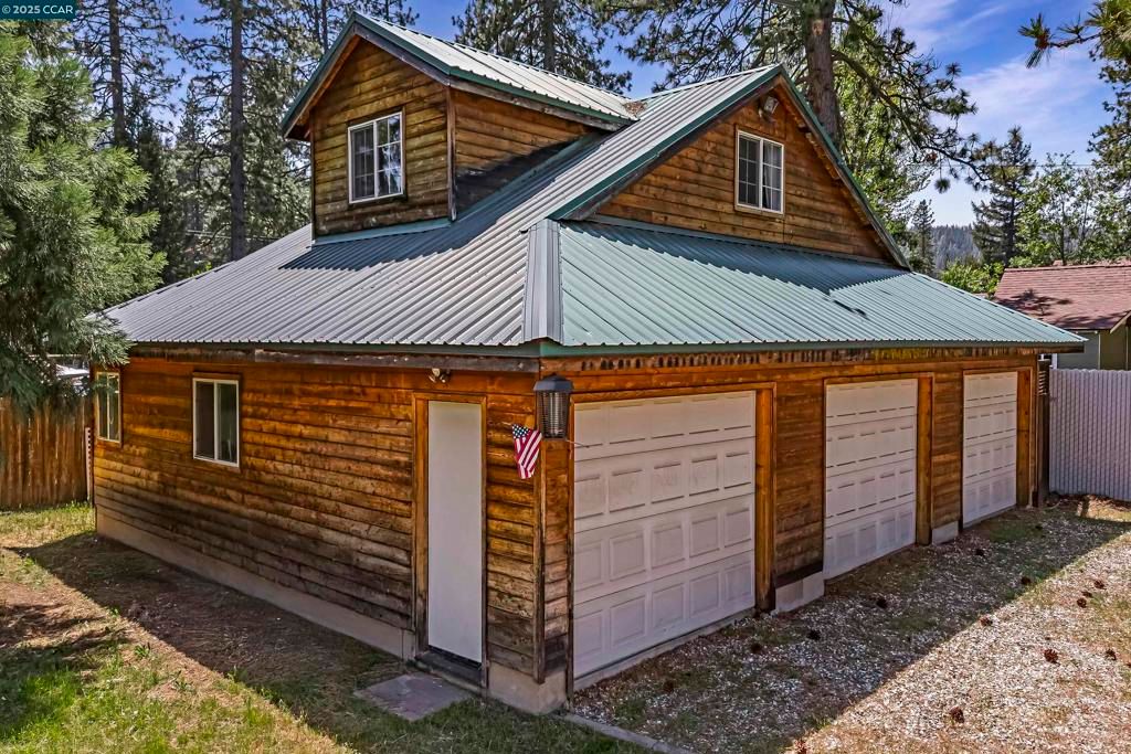 listing image 130725774653427564724