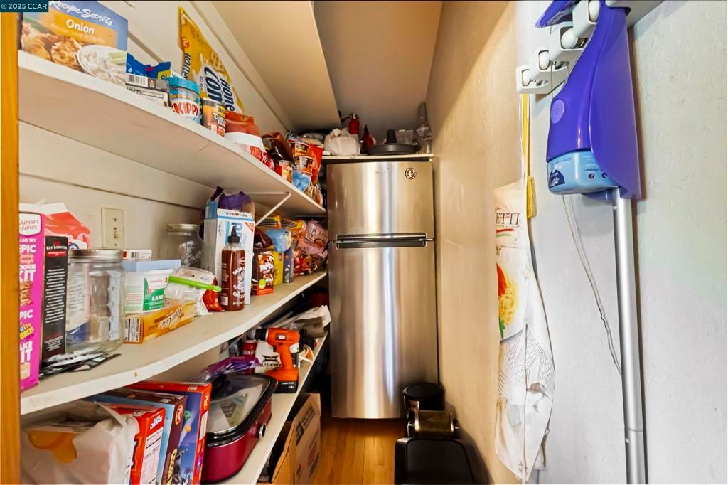 listing image 130721991547304738035