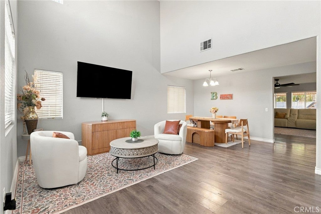 Properties 2 29074 Goldenstar Way