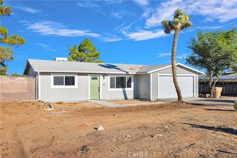 Photo of 18282 Manzanita ST, Hesperia, CA 92345 (MLS # HD26155709)